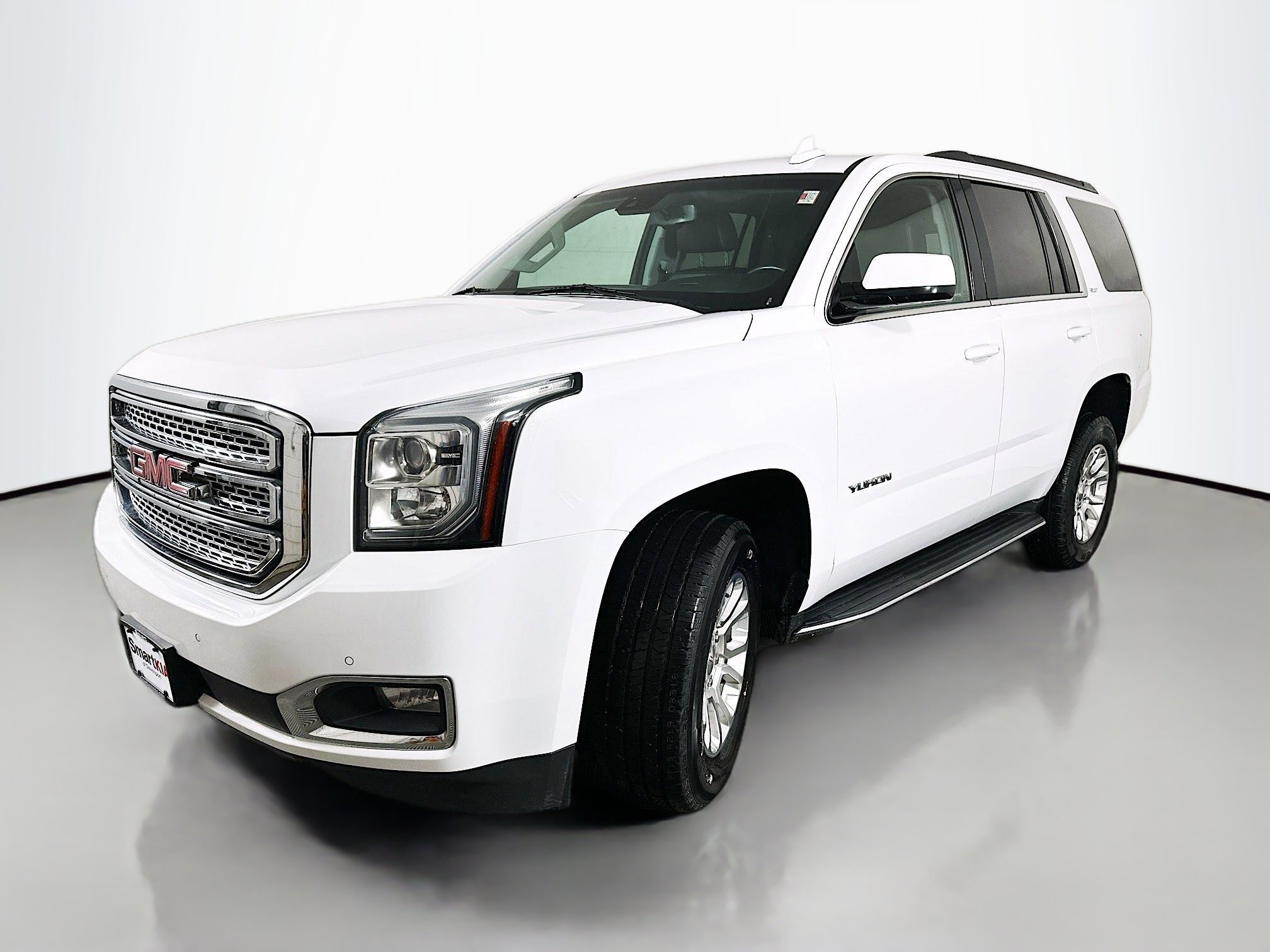 2019 Gmc Yukon SLT photo 3