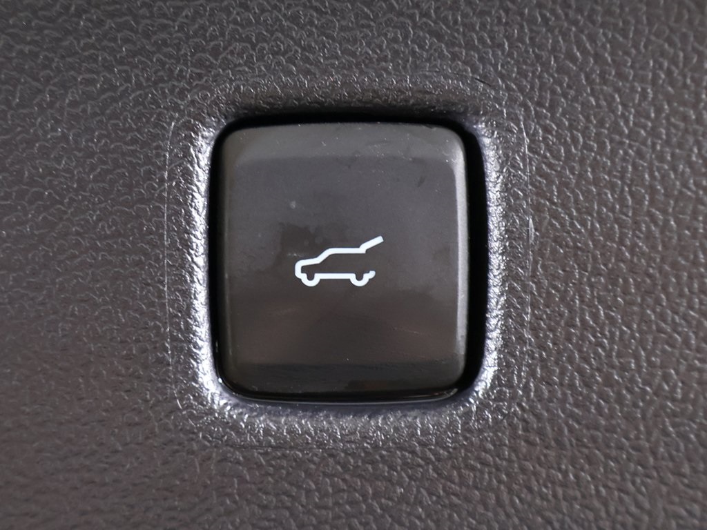 2025 Ford Escape Hybrid ST-Line Select photo 45