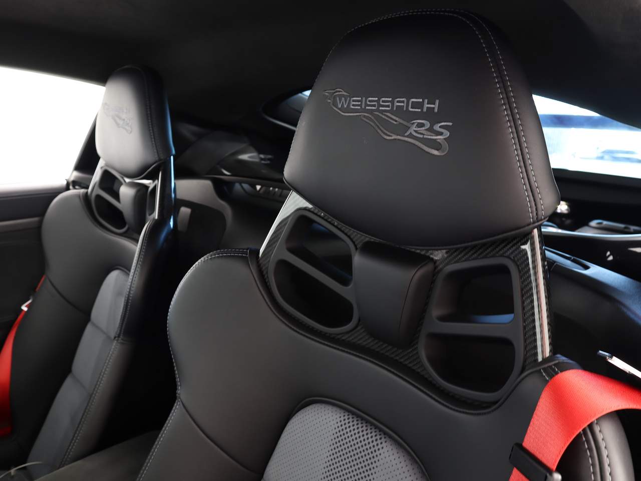 2024 Porsche Cayman GT4 RS photo 18