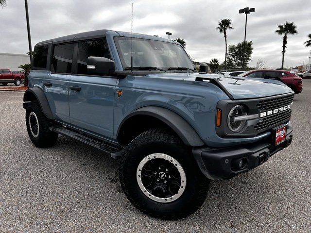 2023 Ford Bronco 4-Door Badlands's photo