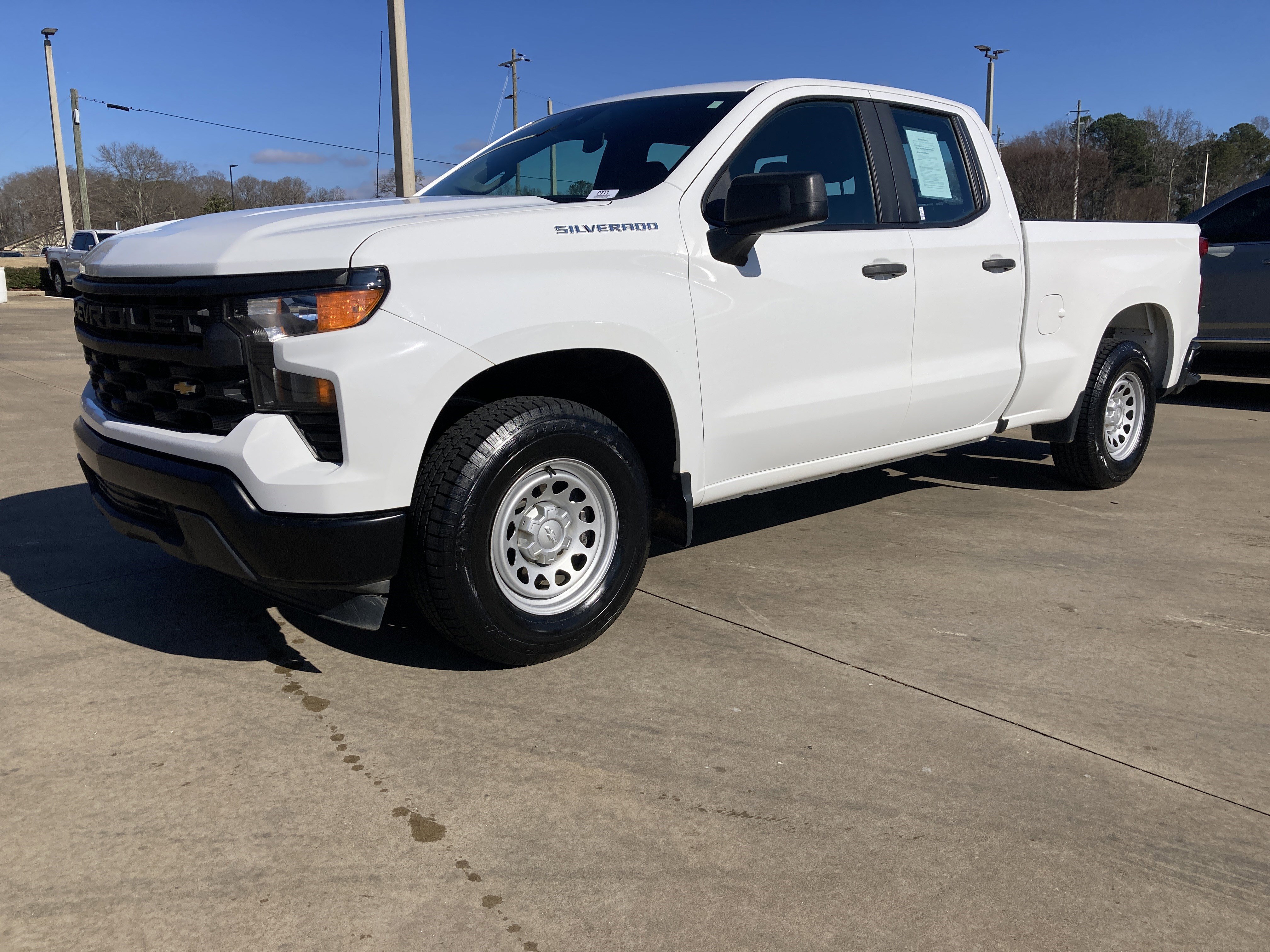2023 Chevrolet Silverado 1500 Work Truck's photo