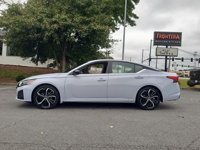 2024 Nissan Altima 2.5 SR photo 17