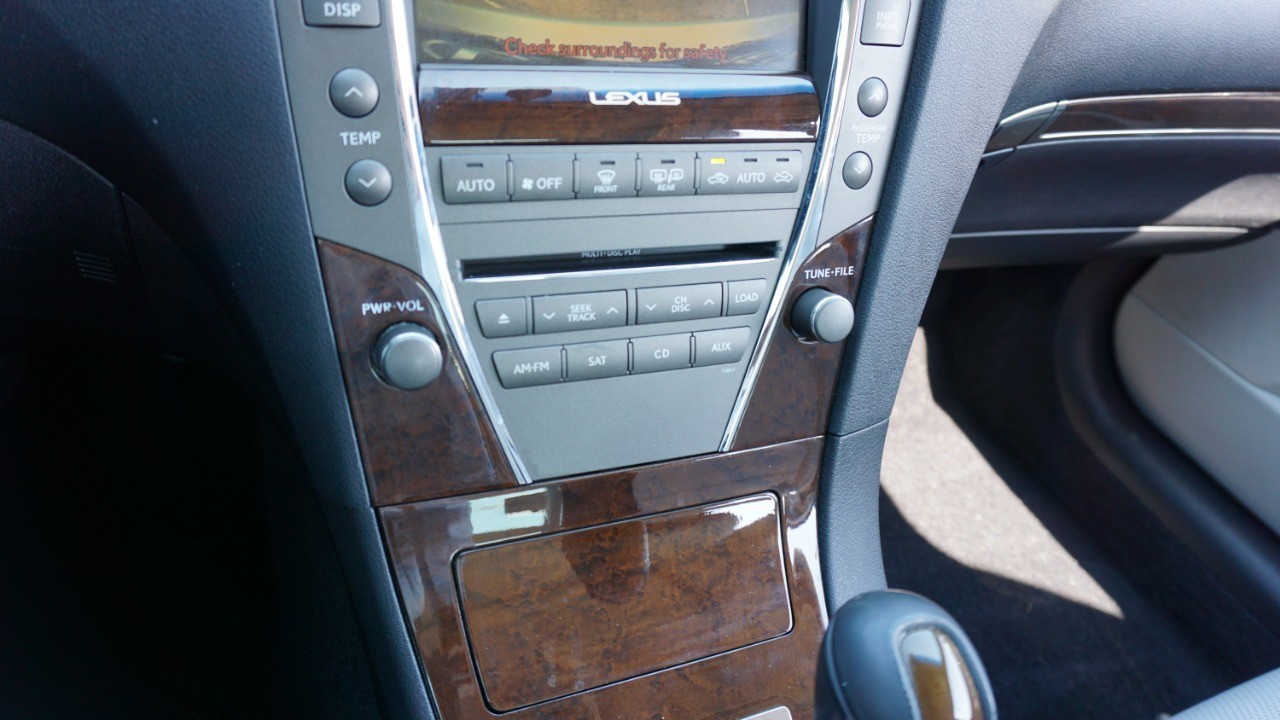 2010 Lexus ES 350 photo 18