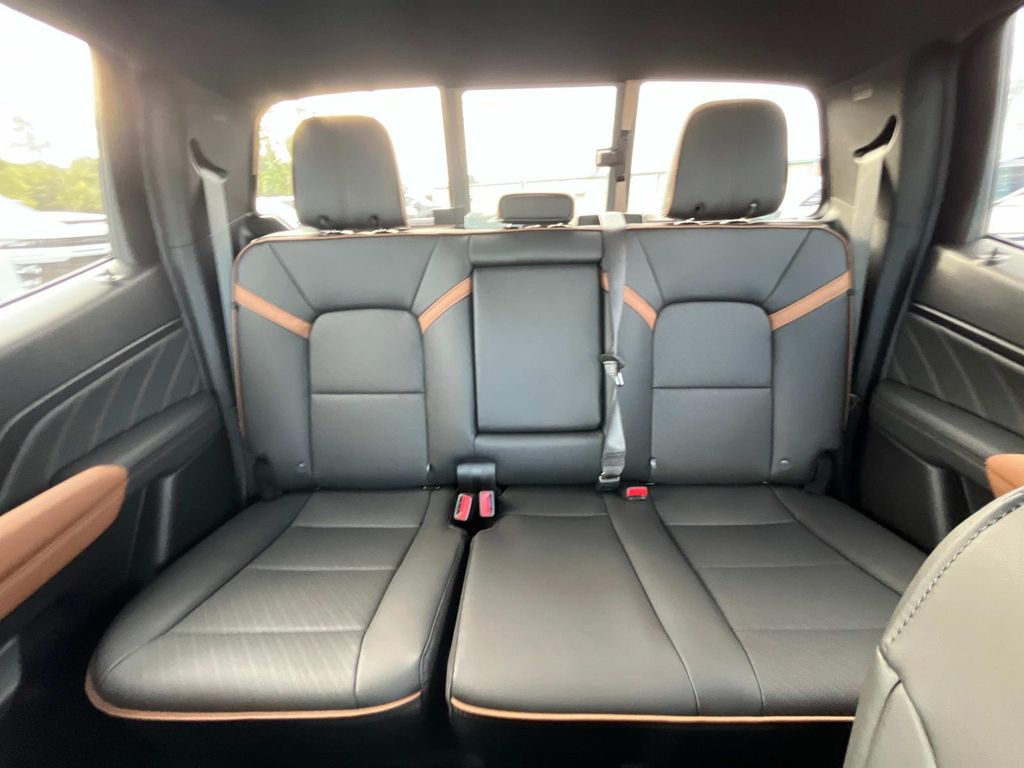 2026 Gmc Canyon AT4 photo 26
