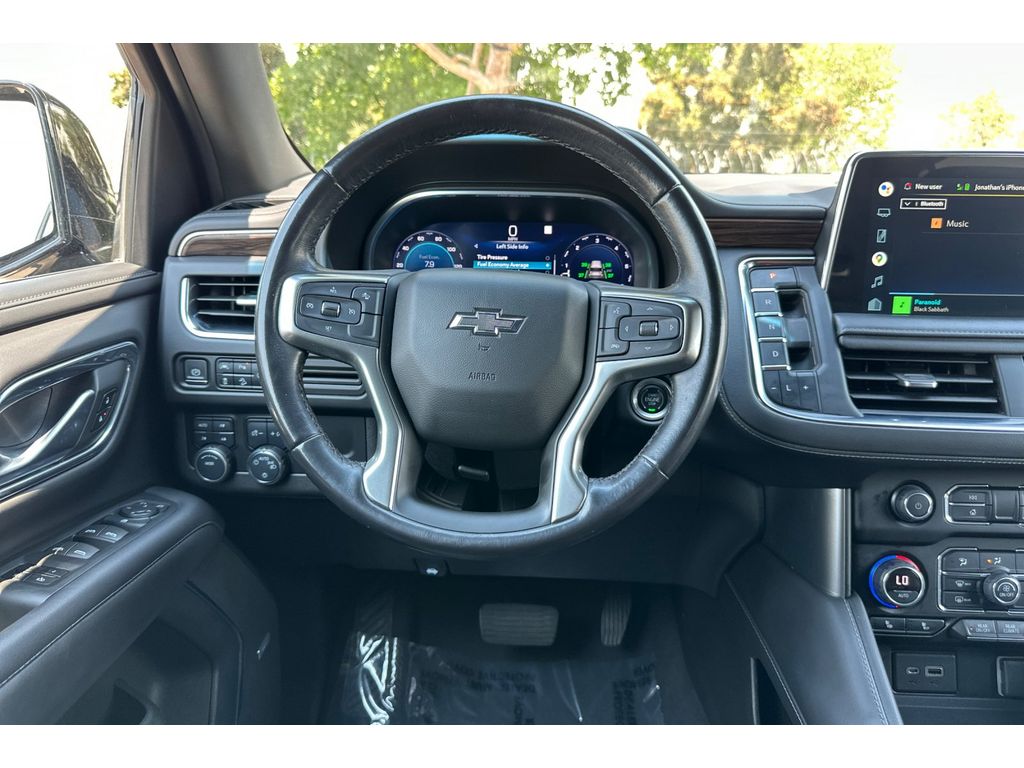 2022 Chevrolet Suburban 1500 Z71 photo 16