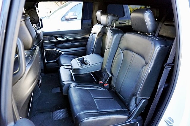 Used 2022 White Jeep Series II image 15