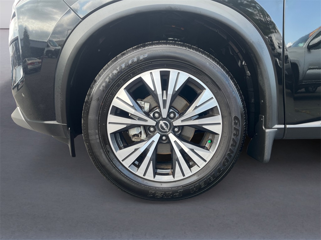 2023 Nissan Rogue SV photo 8