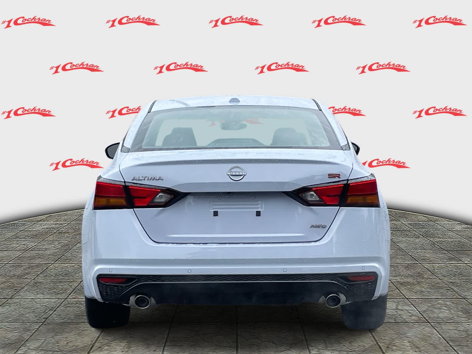 2025 Nissan Altima SR photo 2