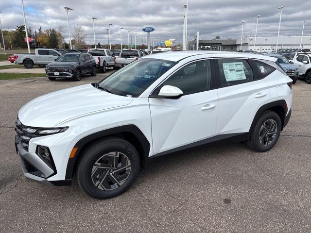 2026 Hyundai Tucson Blue SE's photo