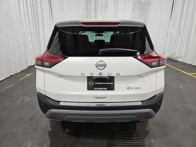 2023 Nissan Rogue SV photo 3