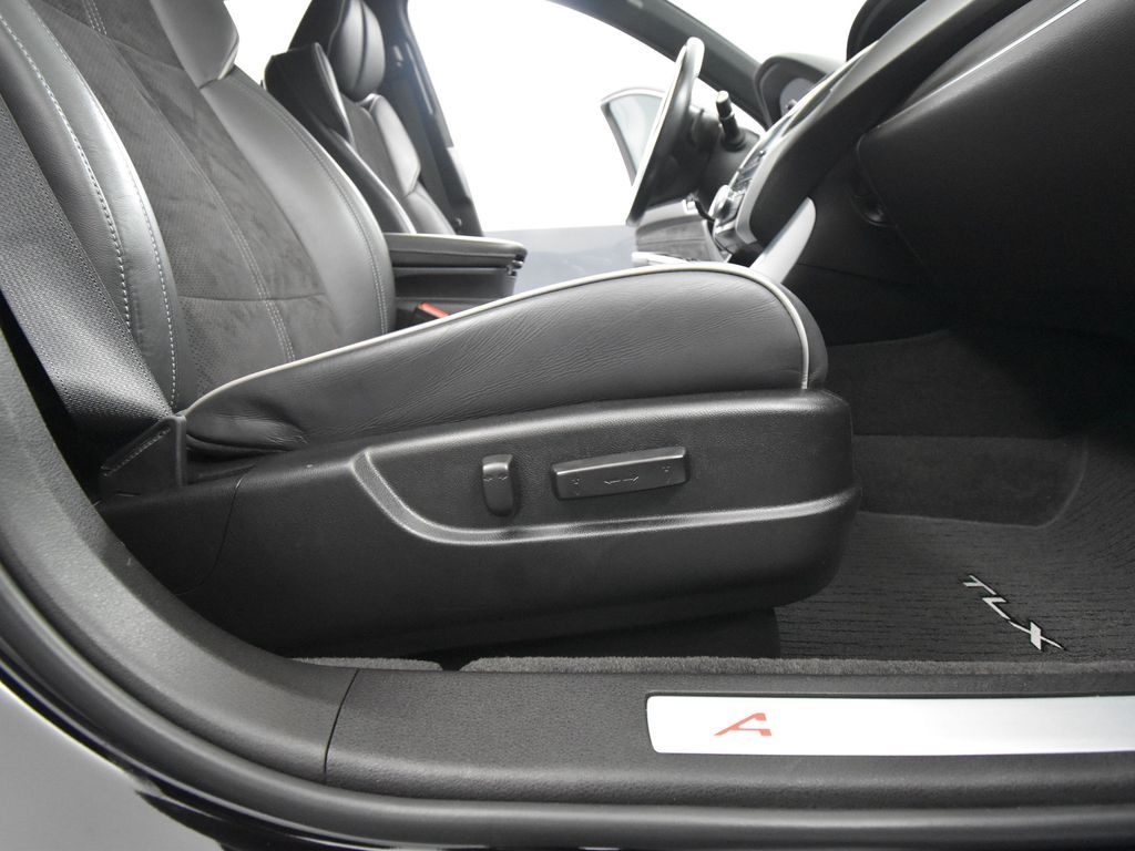 2019 Acura TLX 3.5L Advance SH-AWD photo 42