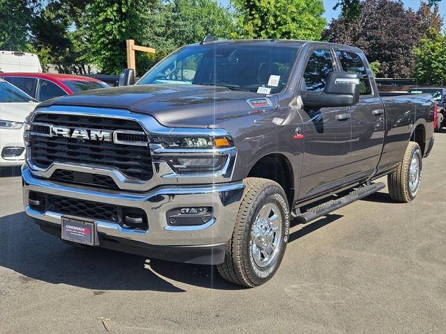 2025 Ram 3500 Tradesman photo 2