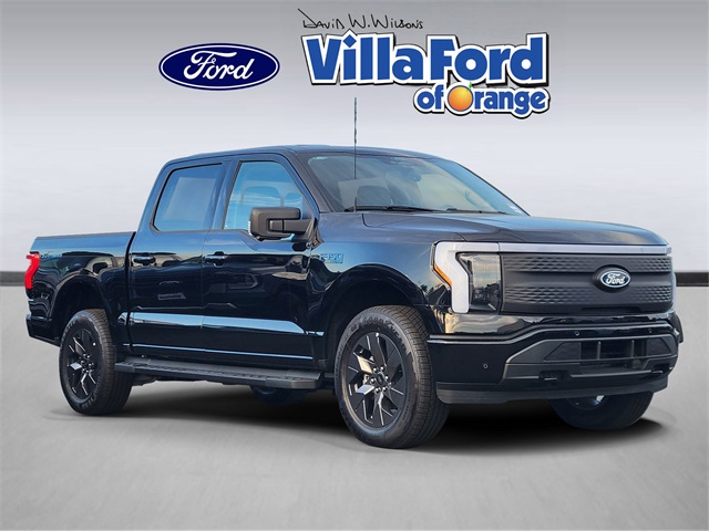 2025 Ford F-150 Lightning Flash's photo