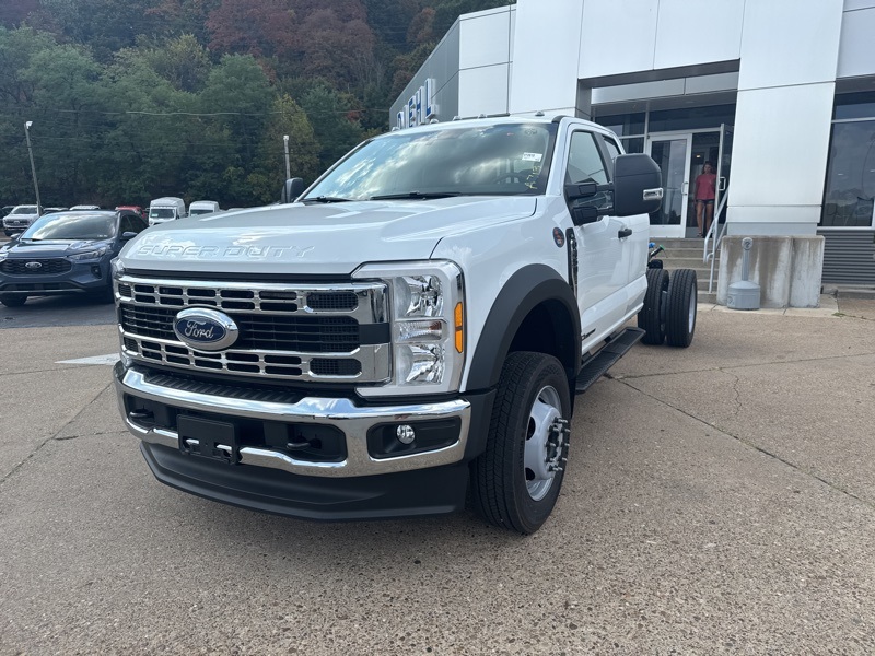 2026 Ford F-450 XL photo 3