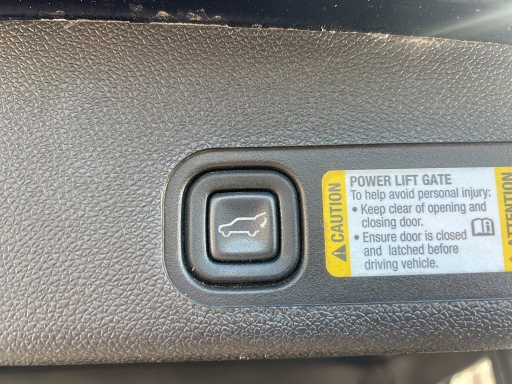 2007 Cadillac Escalade Base photo 10