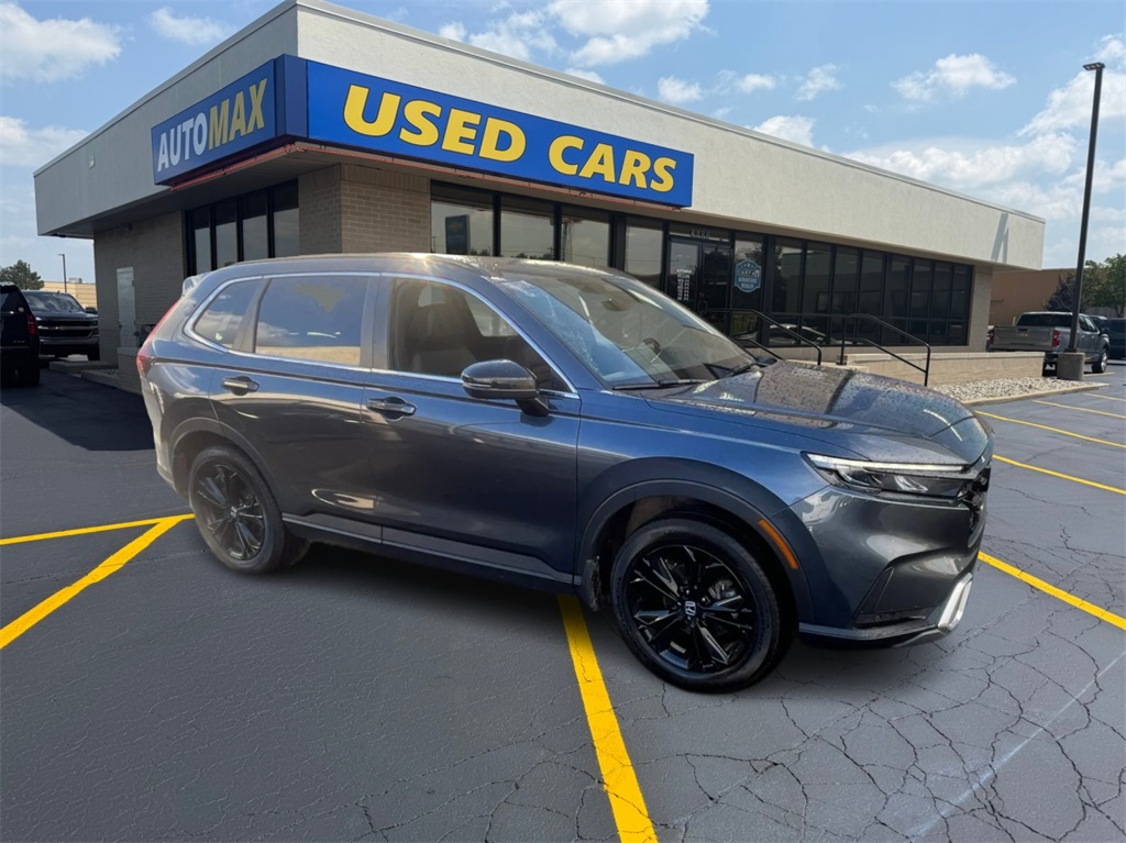 2023 Honda CR-V Hybrid Sport Touring photo 3