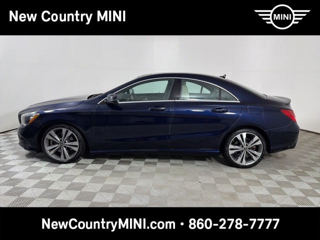 2018 Mercedes Benz CLA 250 4MATIC photo 4