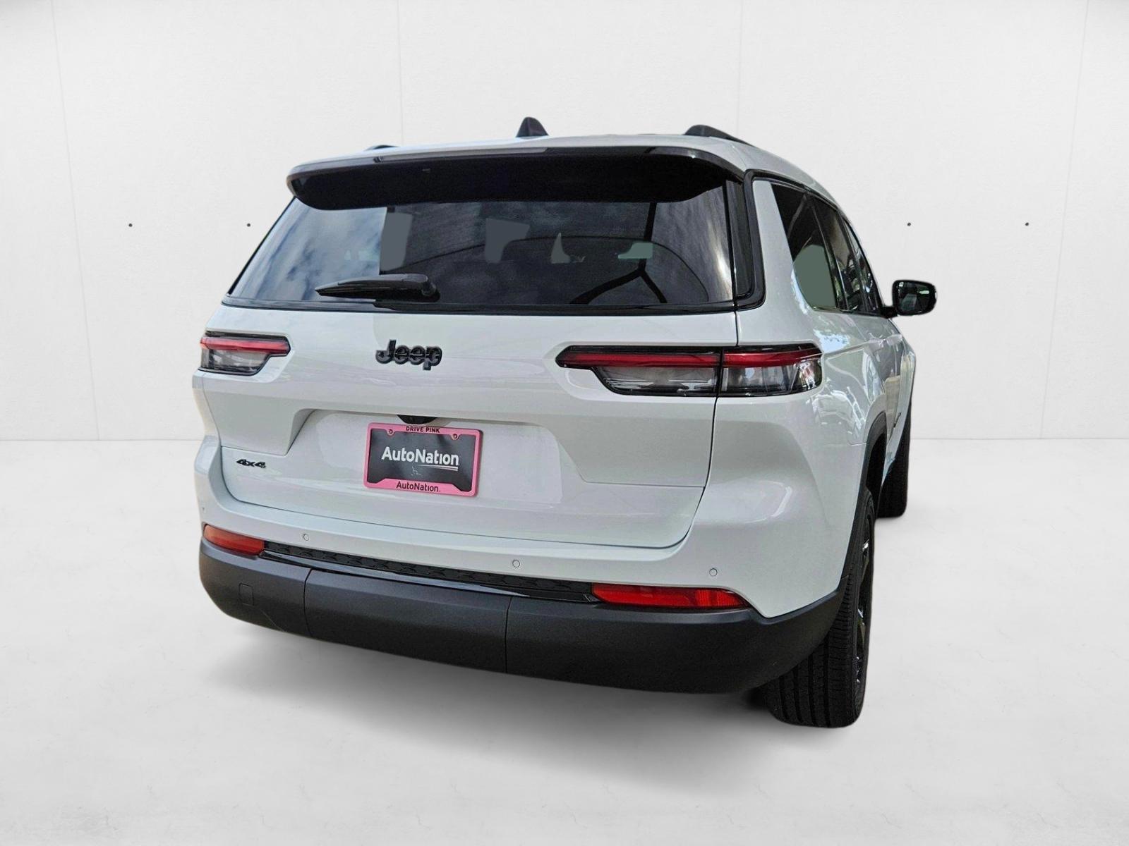 2025 Jeep Grand Cherokee Altitude X photo 2