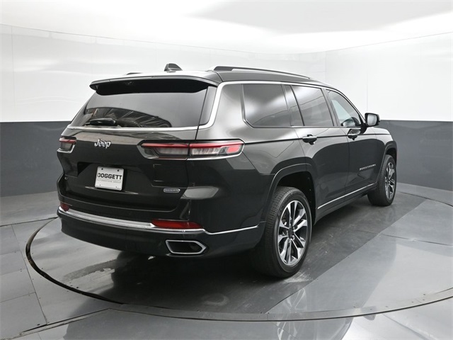 2022 Jeep Grand Cherokee Overland photo 11