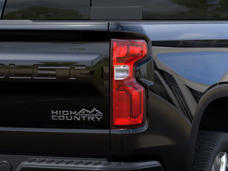 2025 Chevrolet Silverado 1500 High Country photo 11