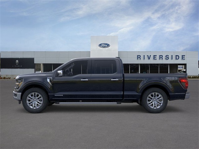 2025 Ford F-150 XLT photo 3