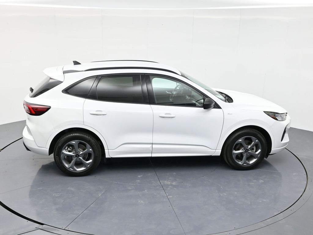 2023 Ford Escape ST-Line photo 33