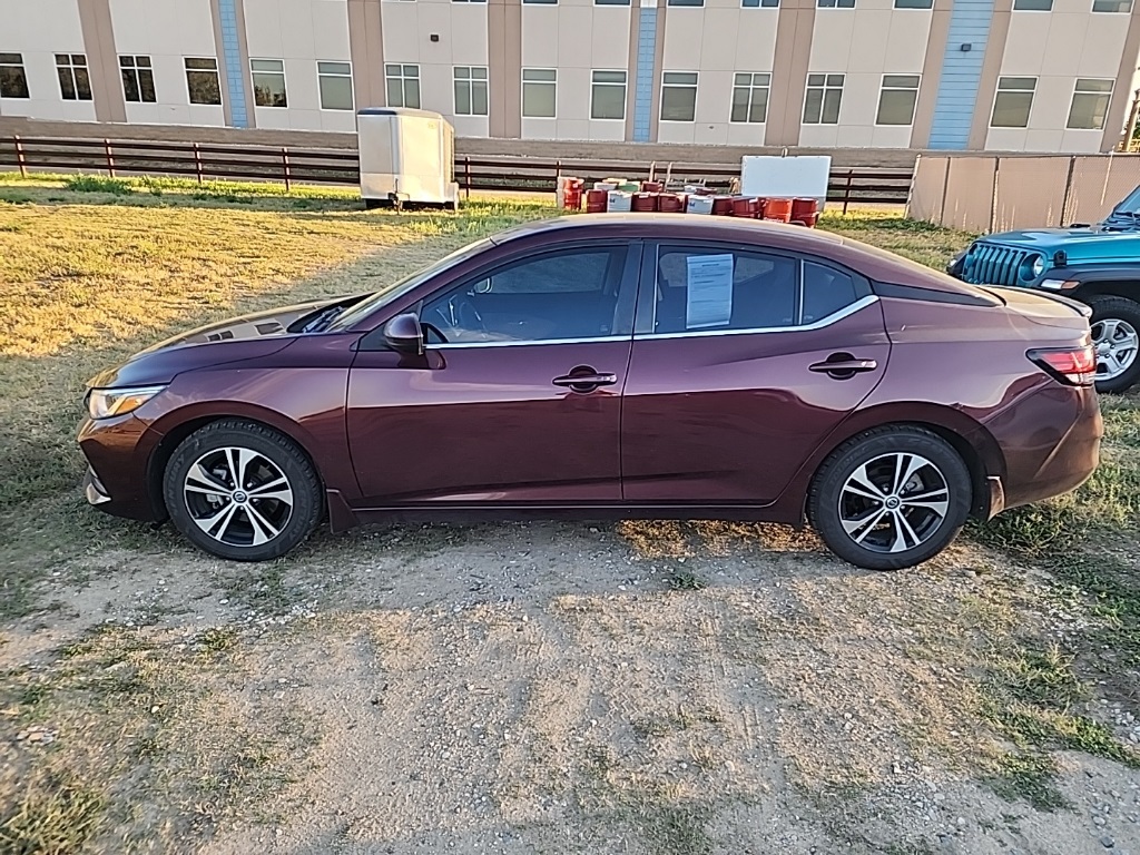 2021 Nissan Sentra SV photo 2
