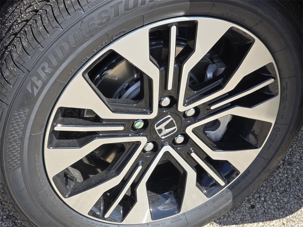 2026 Honda Odyssey Elite photo 9