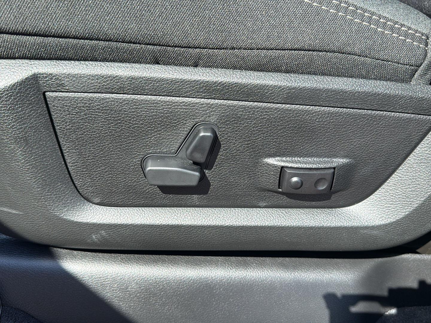 2026 Ram 2500 Big Horn photo 7