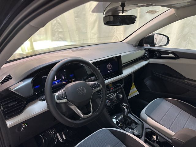 2025 Volkswagen Taos S photo 13