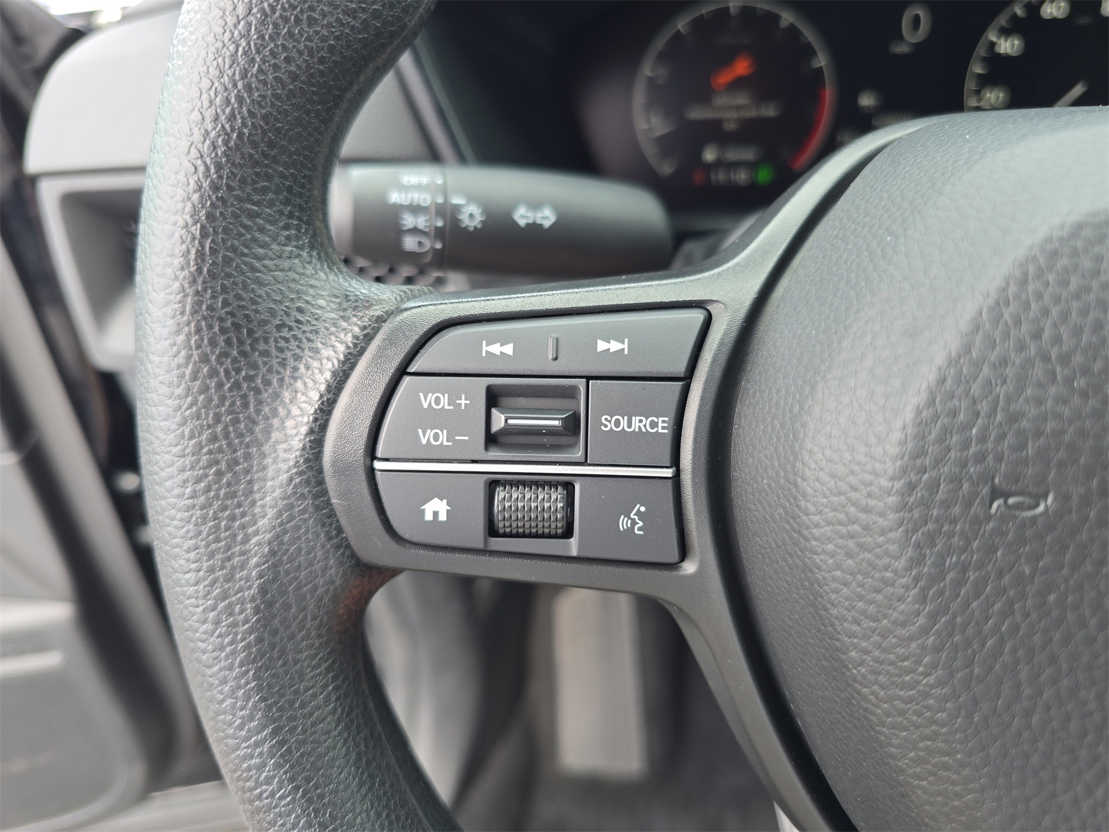 2025 Honda CR-V LX photo 21