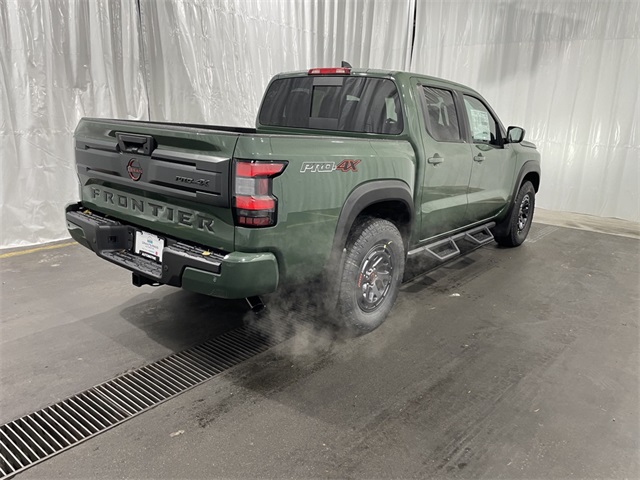 2025 Nissan Frontier PRO-4X photo 3