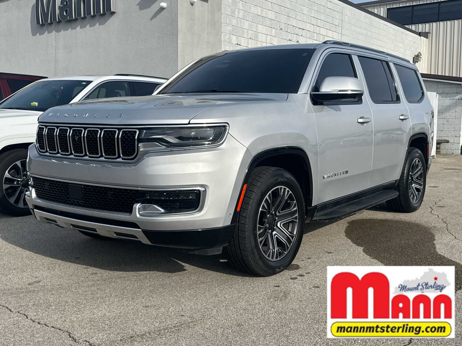 2022 Jeep Wagoneer Series III's photo