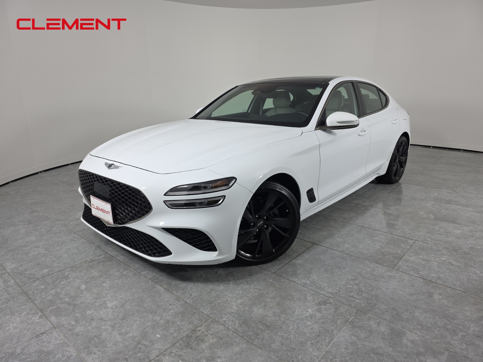 2023 GENESIS G70 Standard's photo