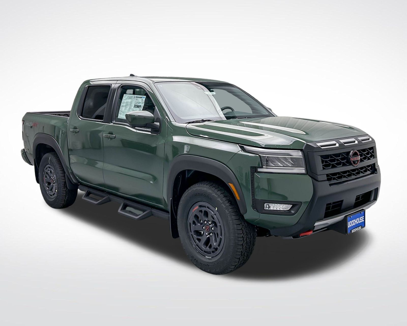 2025 Nissan Frontier PRO-4X photo 3