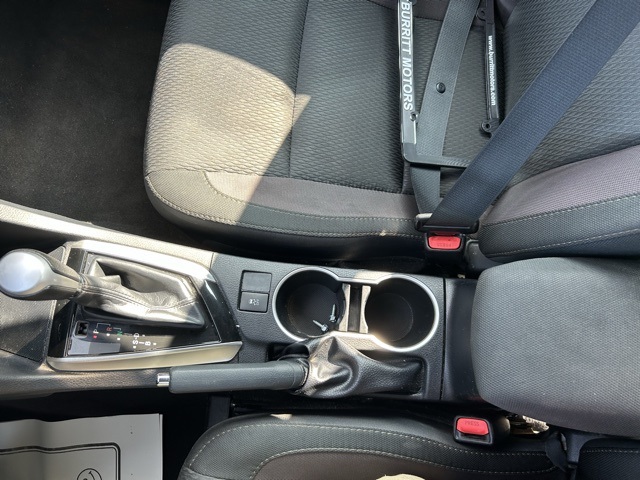 2018 Toyota Corolla L photo 15