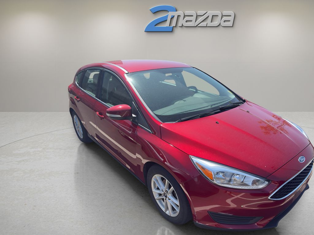 2014 Ford Focus SE photo 2