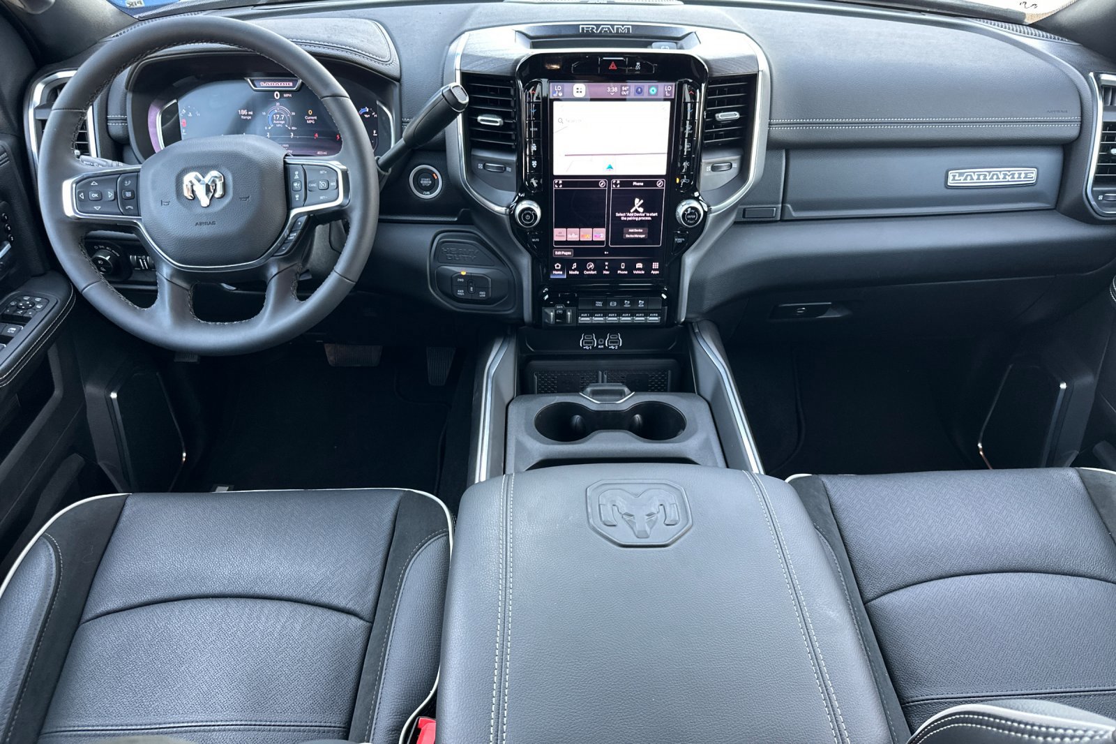 2025 Ram 2500 Laramie photo 10