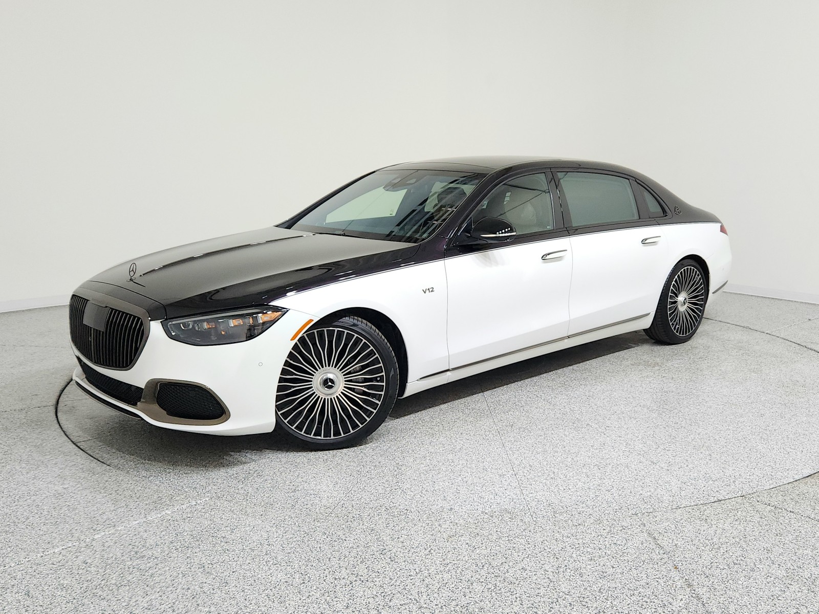 2025 Mercedes-Benz S-Class Maybach's photo