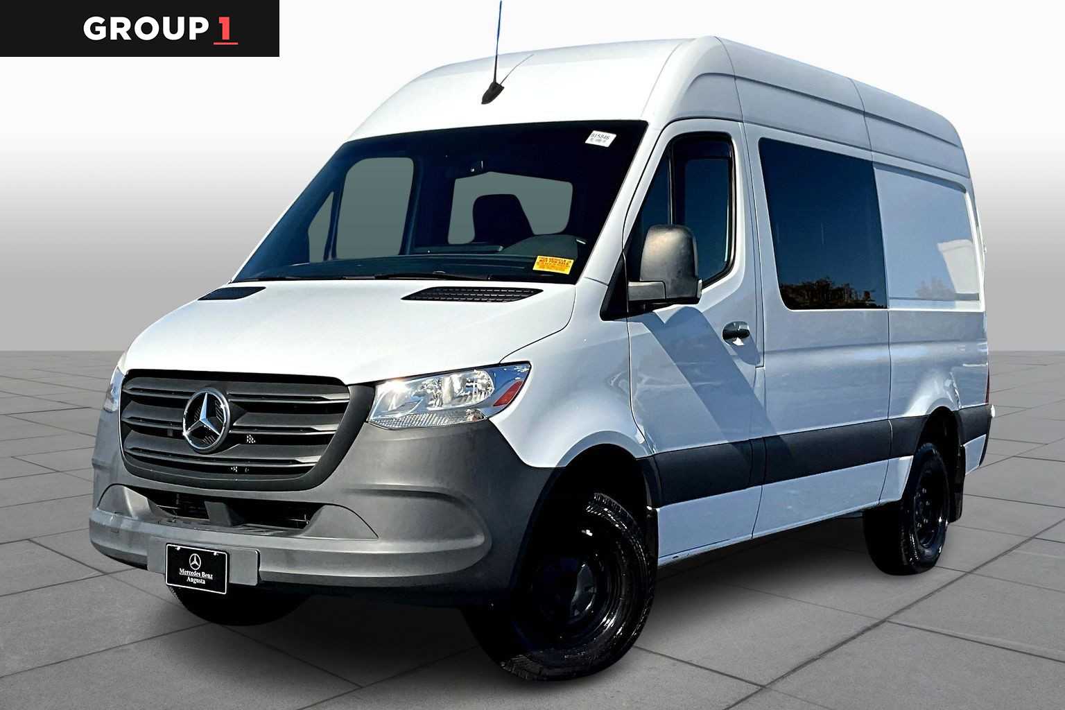 2022 Mercedes-Benz Sprinter Cargo Van Base's photo