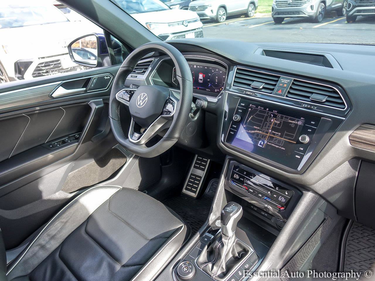 2022 VOLKSWAGEN TIGUAN - Image 23