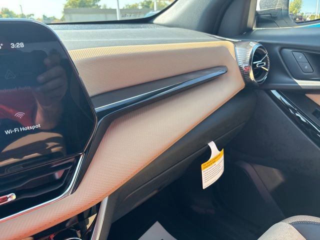 2026 Chevrolet Equinox ACTIV photo 21