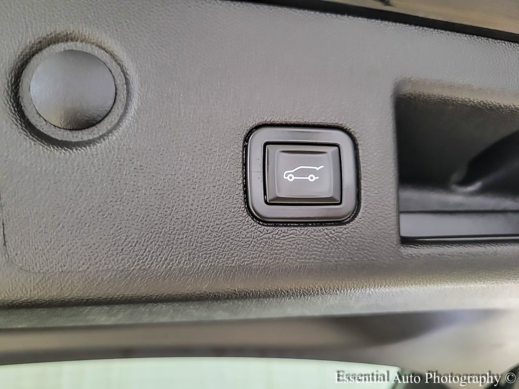 2021 Chevrolet Equinox LT photo 18