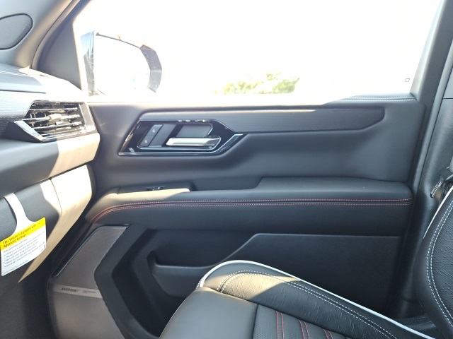 2025 Gmc Yukon AT4 Ultimate photo 43