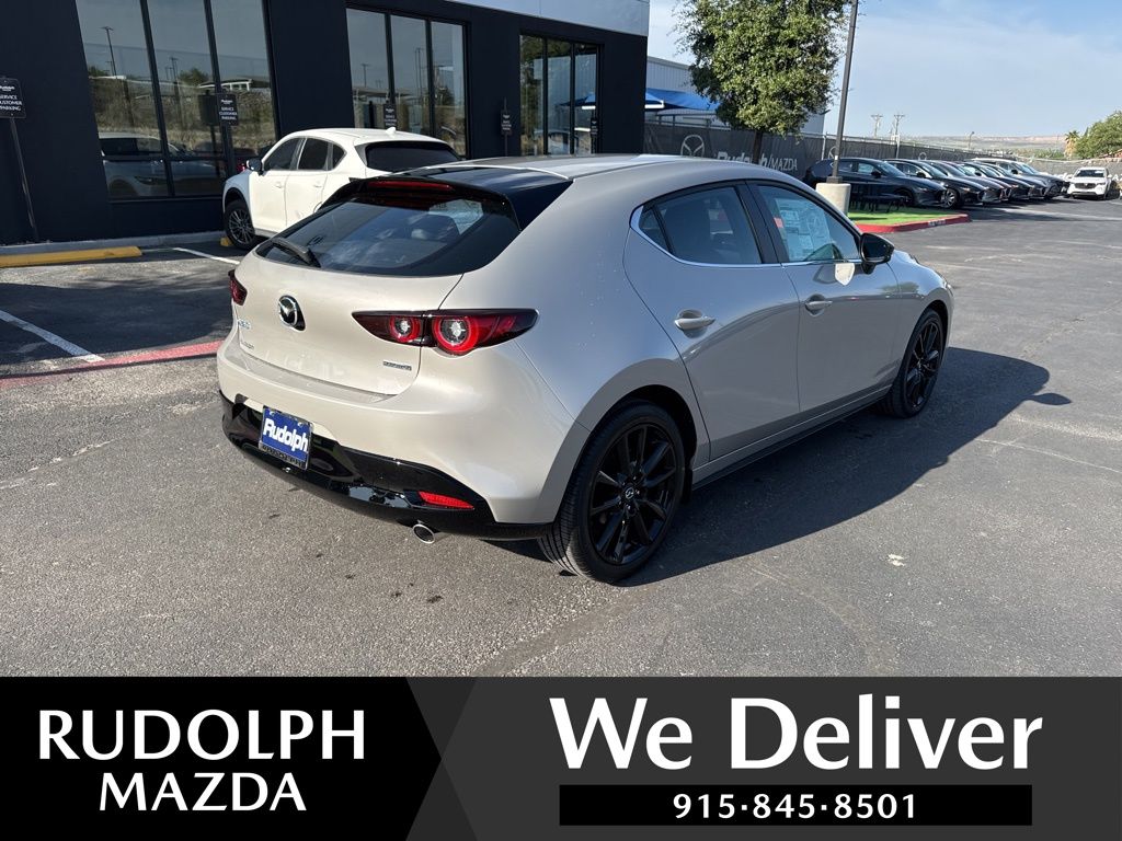 2025 Mazda Mazda3 Hatchback 2.5 Select Sport photo 3