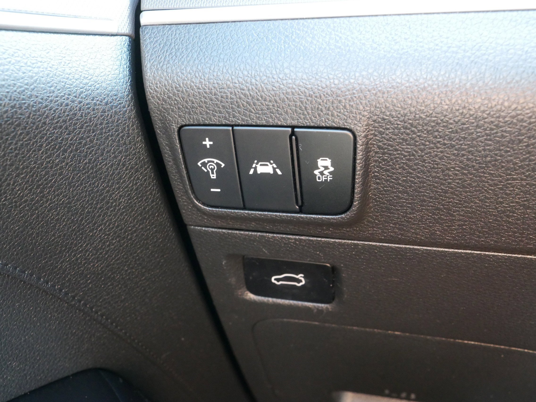2022 Kia K5 GT-Line photo 26