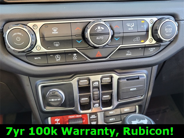 2024 Jeep Wrangler Rubicon photo 22