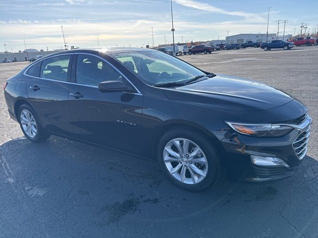 2024 Chevrolet Malibu 1LT photo 3