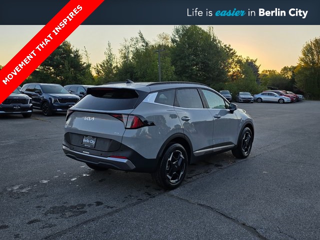 2026 Kia Sportage EX photo 3
