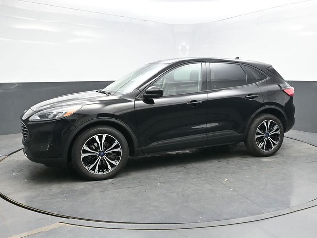 2022 Ford Escape SE photo 2